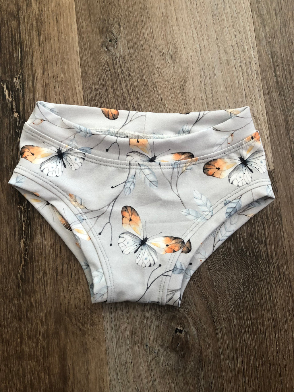 Frosted flutters Kids Undies size 3-4