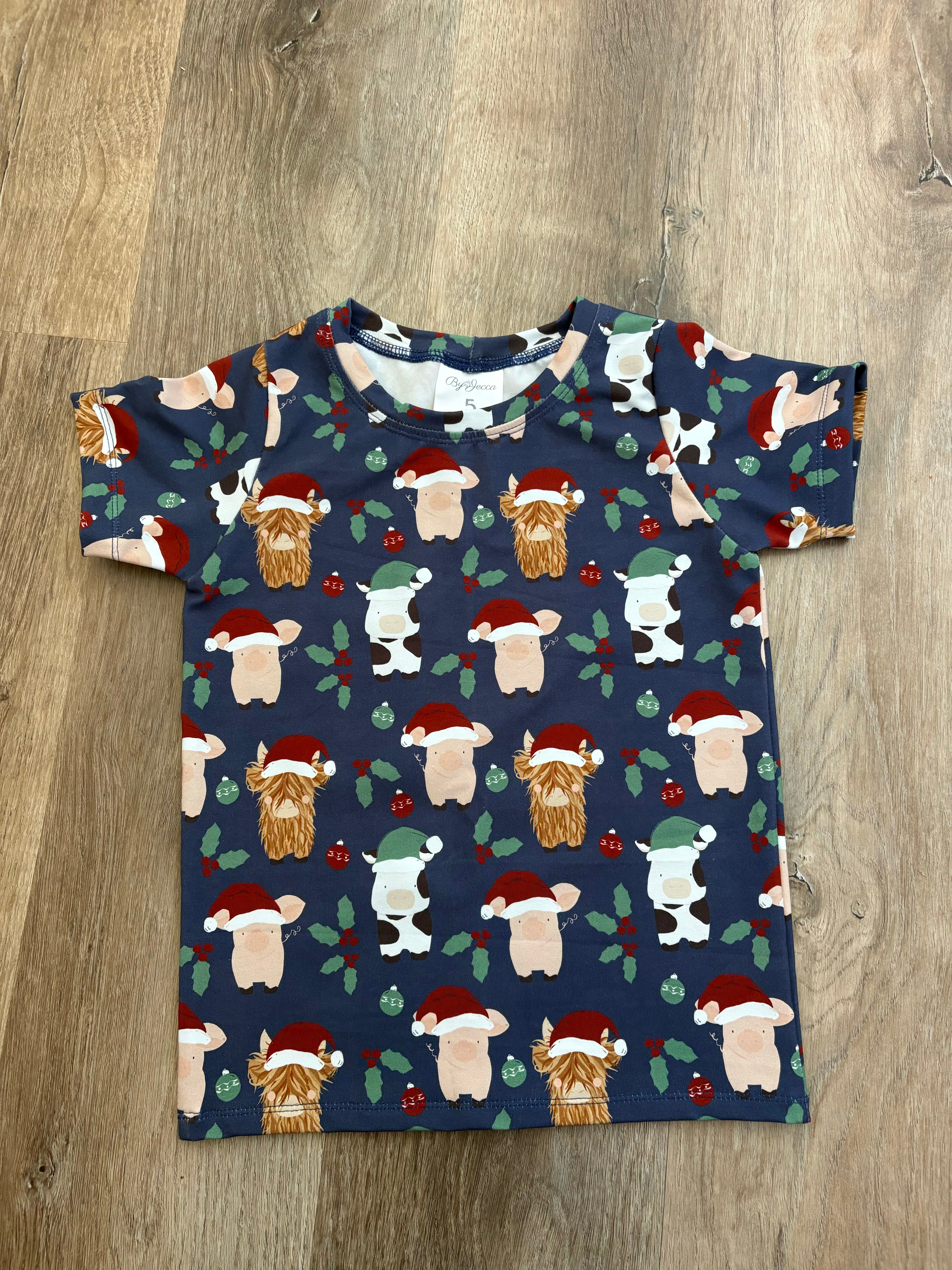 Farmyard Christmas tshirt size 5