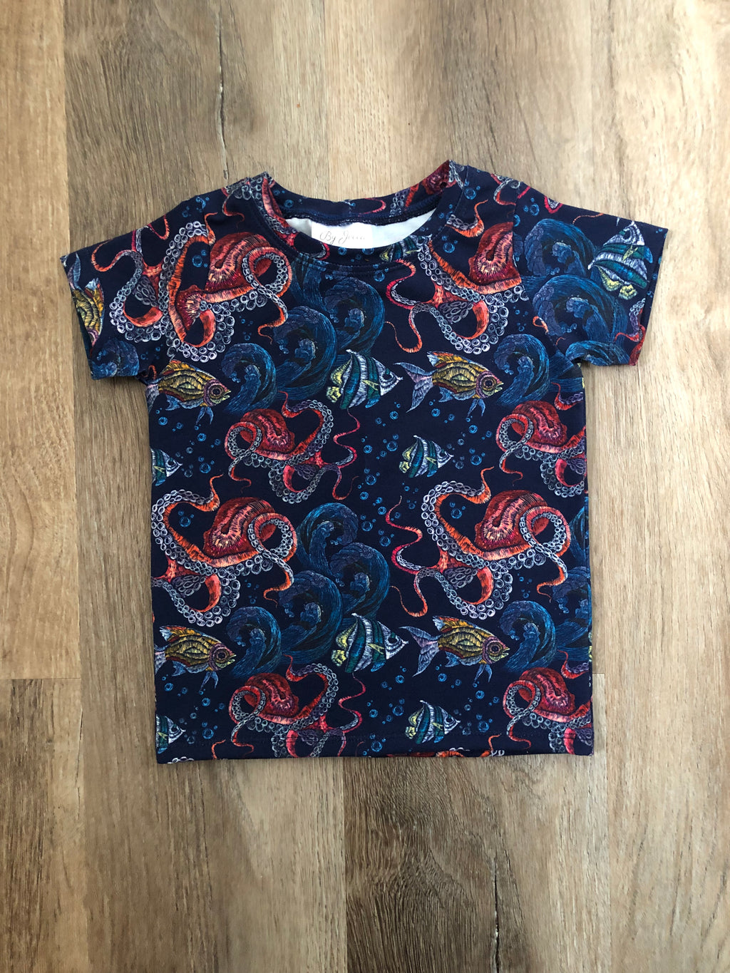 Kraken T-shirt size 2